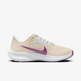 NIKE: Коричневые кроссовки 