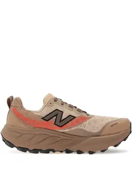 New Balance: Бежевые кроссовки  Hierro