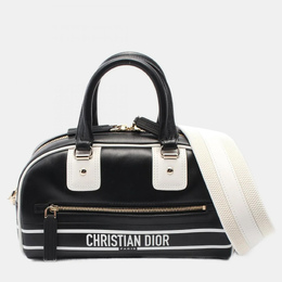 Dior: Чёрная сумка 