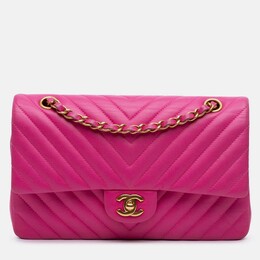 Chanel: Розовая сумка 