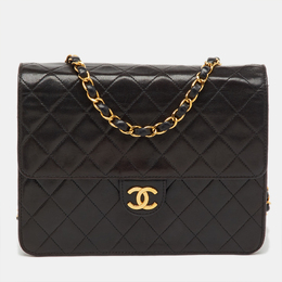 Chanel: Чёрная сумка 