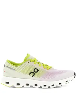 On Running: Белые кроссовки 