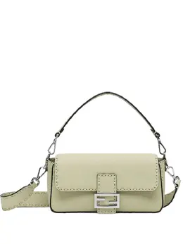 FENDI: Зелёная сумка  Baguette