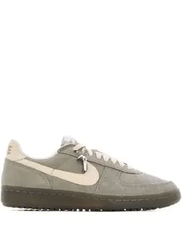 Nike: Кроссовки 