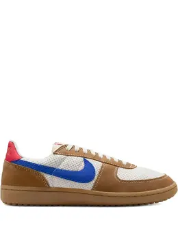 Nike: Коричневые кроссовки 