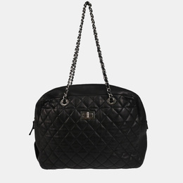 Chanel: Чёрная сумка 