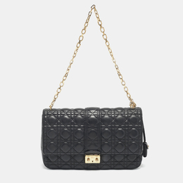 Dior: Чёрная сумка 
