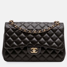 Chanel: Чёрная сумка 