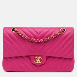 Chanel: Розовая сумка 
