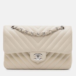 Chanel: Белая сумка 