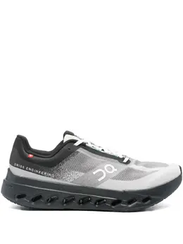 On Running: Кроссовки 