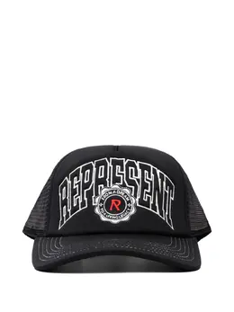 Represent: Чёрная кепка 