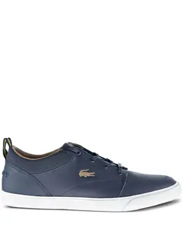 Lacoste: Синие кроссовки  Bayliss