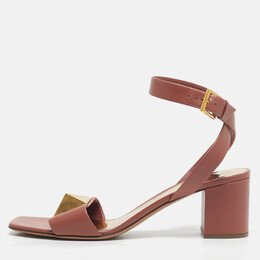 Valentino: Розовые сандалии  ONE STUD