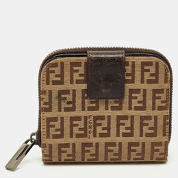Fendi: Бежевый кошелёк 