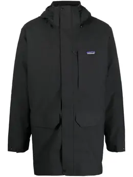 Patagonia: Чёрный пуховик 
