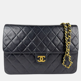 Chanel: Чёрная сумка 