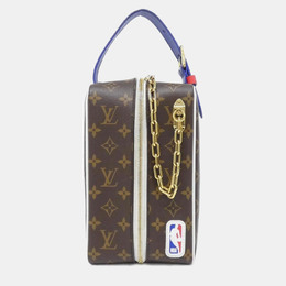 Louis Vuitton: Коричневая сумка 