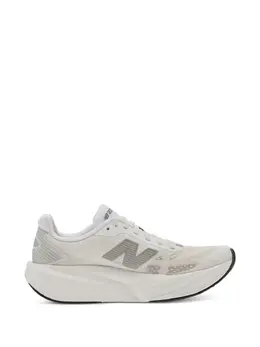 New Balance: Белые кроссовки  FuelCell
