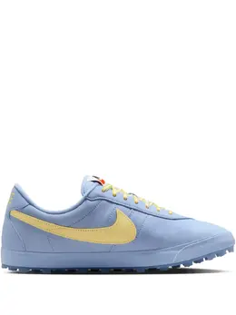 Nike: Светлые кроссовки 