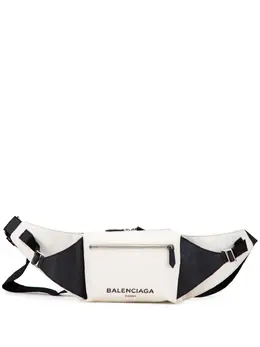 Balenciaga Pre-Owned: Белая поясная сумка 