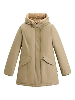 Woolrich: Бежевый пуховик  Arctic