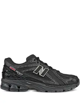 New Balance: Чёрные кроссовки  1906R