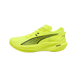 PUMA: Жёлтые кроссовки  Deviate Nitro