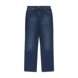 Wrangler: Классические джинсы 