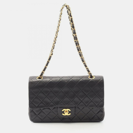 Chanel: Чёрная сумка 