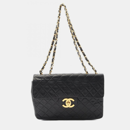 Chanel: Чёрная сумка 