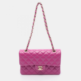 Chanel: Розовая сумка 