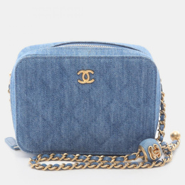 Chanel: Голубая сумка 