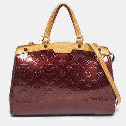 Louis Vuitton: Красная сумка 