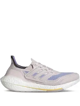 adidas: Светлые кроссовки  Ultraboost 21