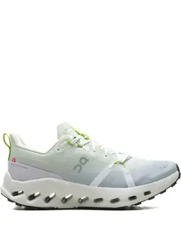 On Running: Светлые кроссовки 