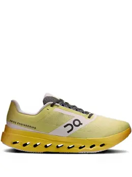 On Running: Зелёные кроссовки 