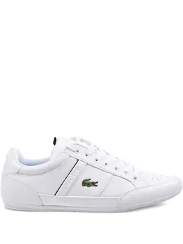 Lacoste: Белые кроссовки  Chaymon