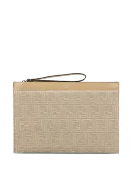 FENDI: Бежевый клатч  FF