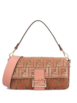 FENDI: Розовая сумка  Baguette