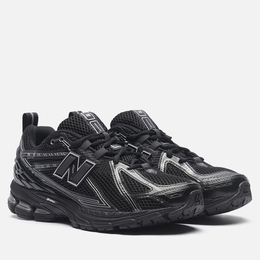 New Balance: Чёрные кроссовки 