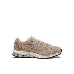 New Balance: Бежевые кроссовки 