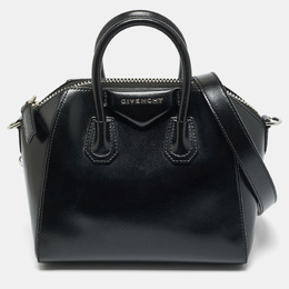 Givenchy: Чорні сумки  Antigona
