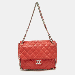 Chanel: Красная сумка 