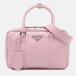 Prada: Розовая сумка 