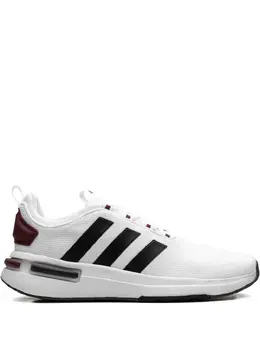 adidas: Белые кроссовки 