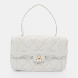Chanel: Білі сумки 