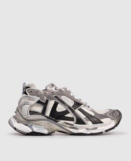 Balenciaga: Сірі кросівки  Runner
