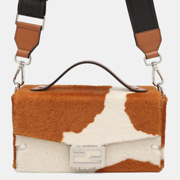 Fendi: Белая сумка 