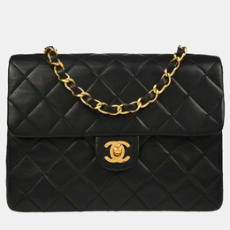 Chanel: Чёрная сумка 